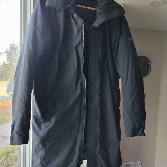 Arc'teryx Therme SV Coat – Black, Size Small, Excellent Condition - Picture 4 of 4